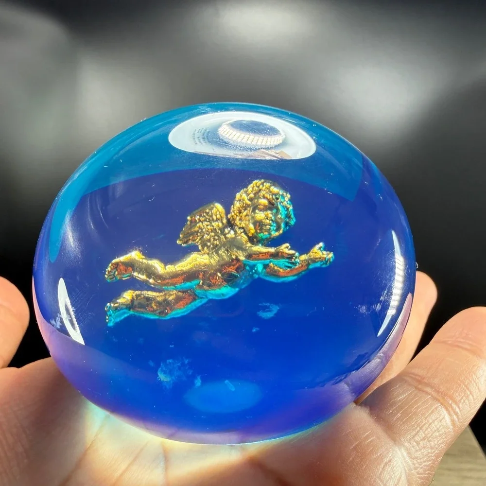 Tarax Infinity Blue Lucite Cherub Paperweight Baroness Collection Canada Angel